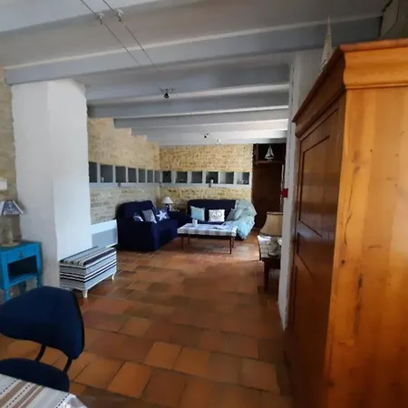 Bed & Breakfast Domaine De Fontsauzine - Et D'hotes 3*