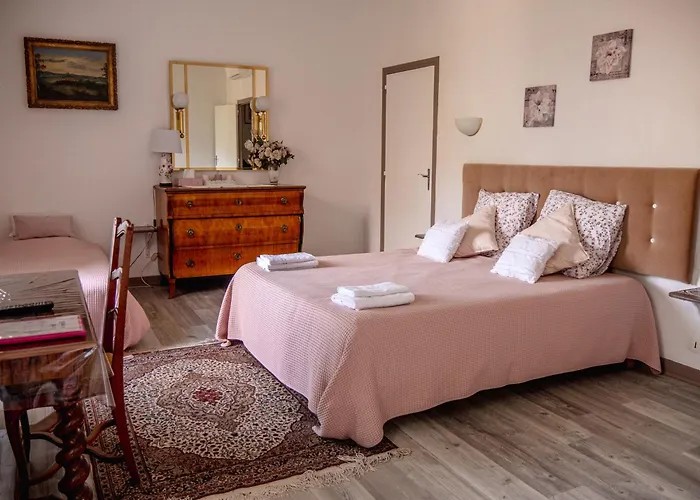 Bed and breakfast Domaine De Fontsauzine - Et D'hotes Genouille (Charente-Maritime)