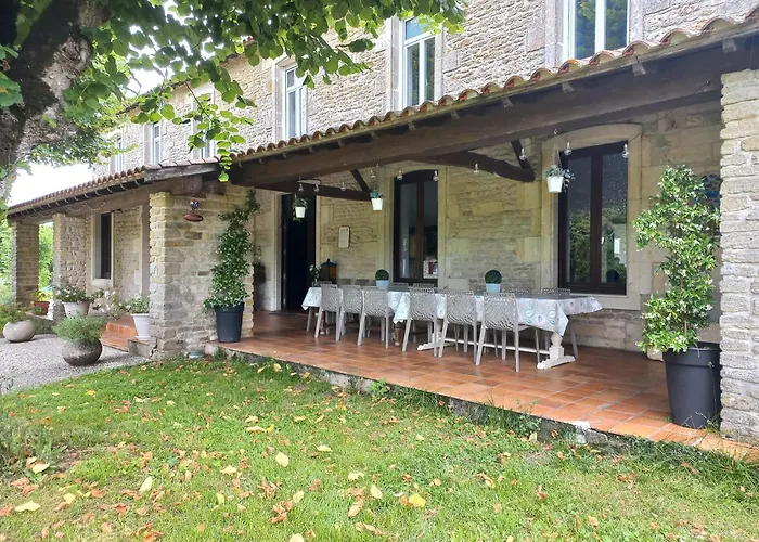 Bed and breakfast Domaine De Fontsauzine - Et D'hotes 3*