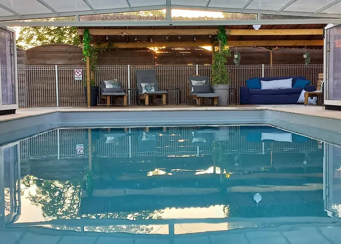 Domaine De Fontsauzine - Et D'hotes Bed and breakfast Genouille (Charente-Maritime)