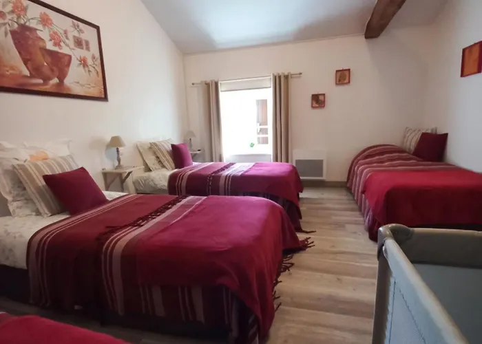 Bed and breakfast Domaine De Fontsauzine - Et D'hotes Genouille (Charente-Maritime)