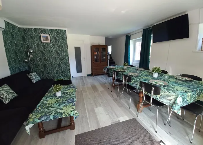 Domaine De Fontsauzine - Et D'hotes Bed and breakfast Genouille (Charente-Maritime)