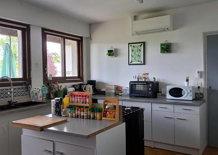 Domaine De Fontsauzine - Et D'hotes Bed and breakfast